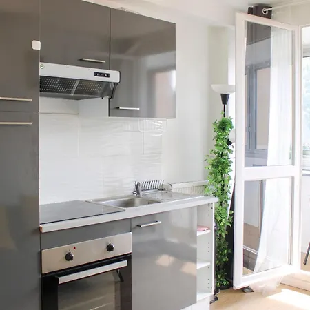 With Balcony And View * L'Ile-Saint-Denis